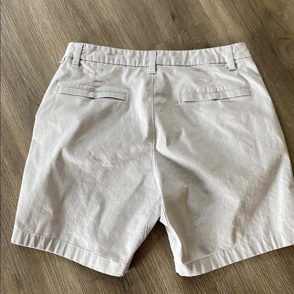 Lululemon Commission Classic-Fit Short 7" *Oxford - Picture 5 of 6